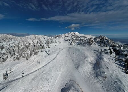 Zimske počitnice na Veliki planini v znamenju odlične smuke in družinskega veselja (1)